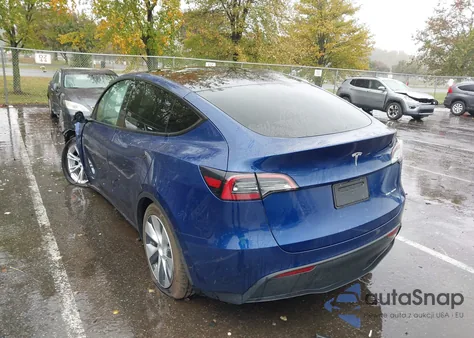 2023 Tesla Model Y Awd/Long Range Dual Motor All-Wheel Drive from USA, damaged, VIN 7SAYGAEE0PF882228